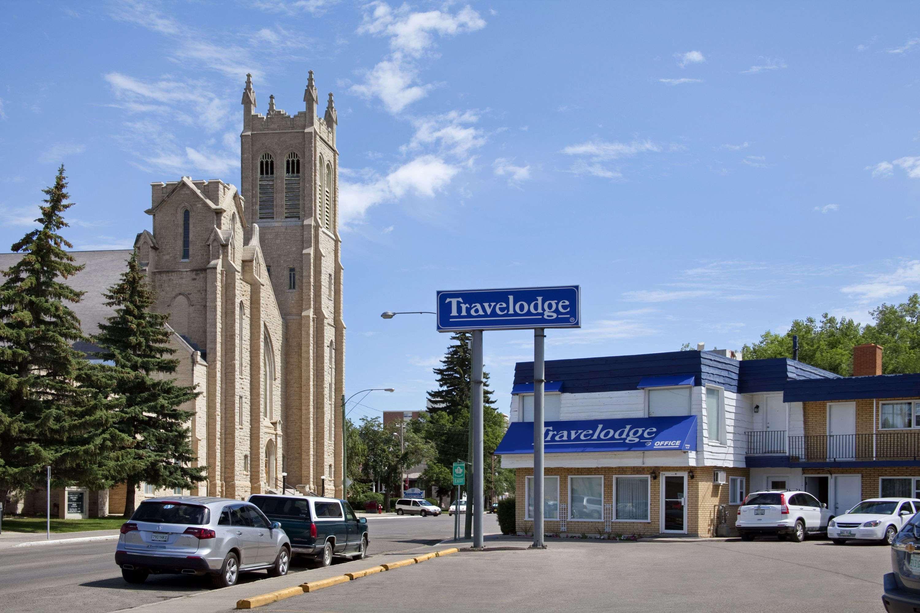 Travelodge By Wyndham Мус-Джо Экстерьер фото
